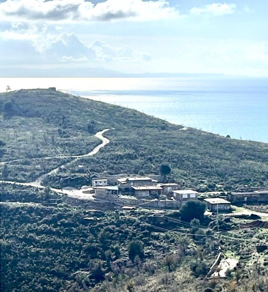 Jardin Miraculeux Hotel Himare Buitenkant foto