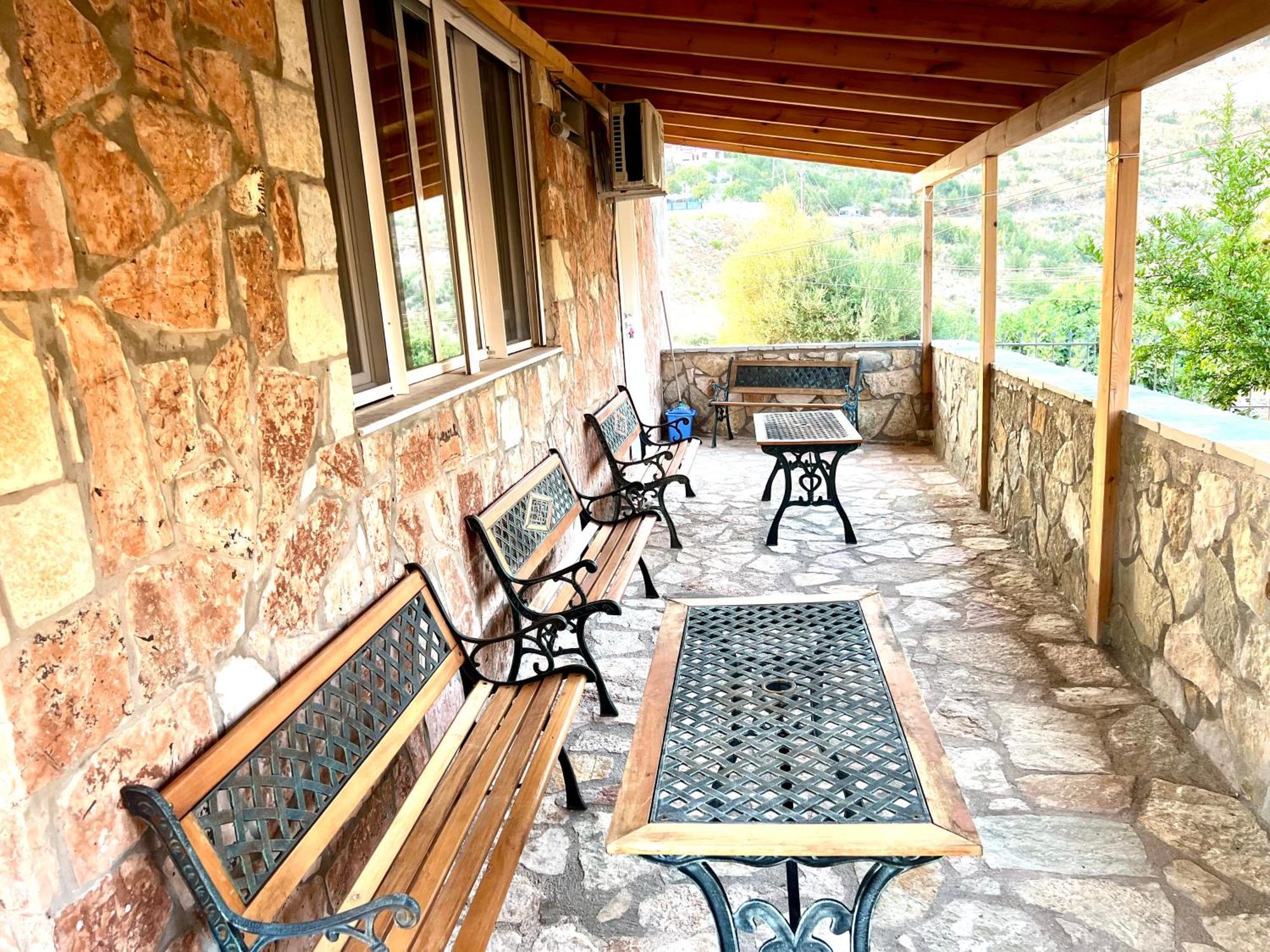 Jardin Miraculeux Hotel Himare Buitenkant foto
