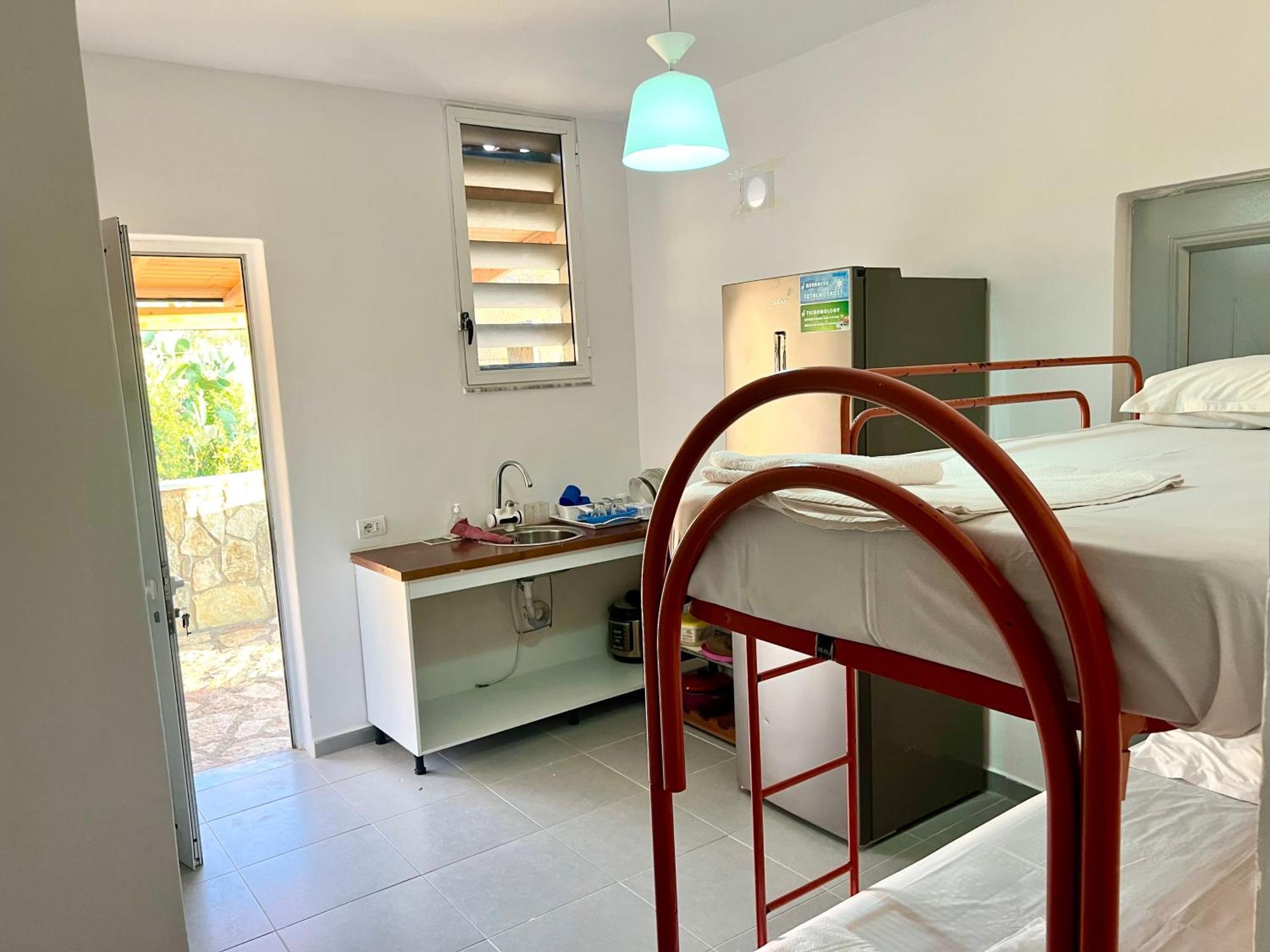 Jardin Miraculeux Hotel Himare Buitenkant foto