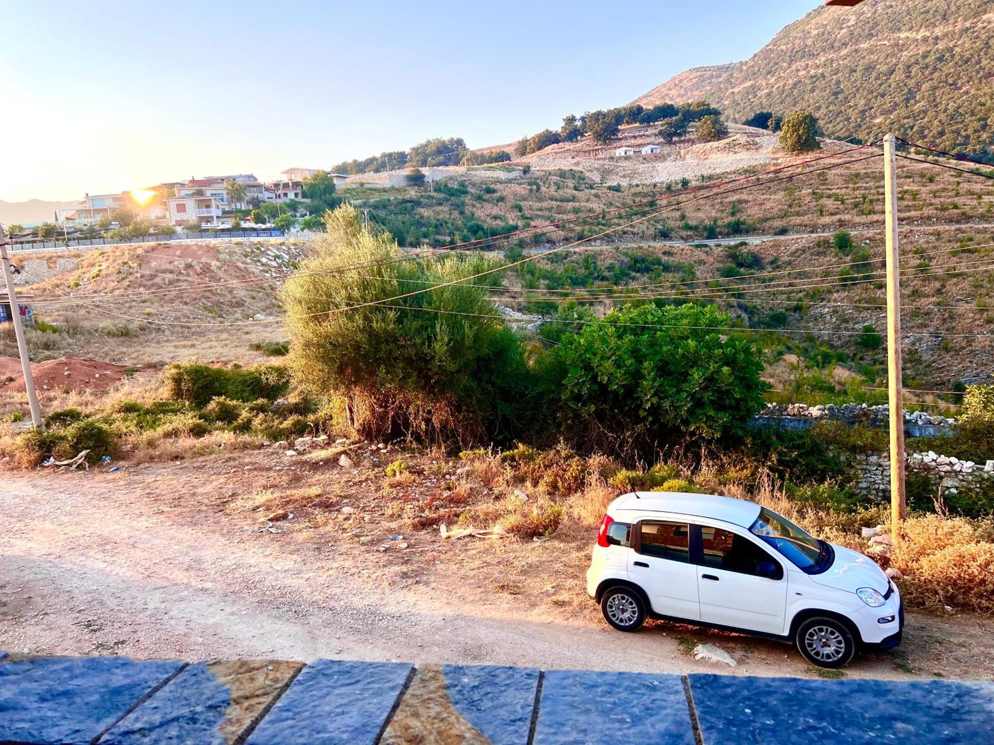 Jardin Miraculeux Hotel Himare Buitenkant foto
