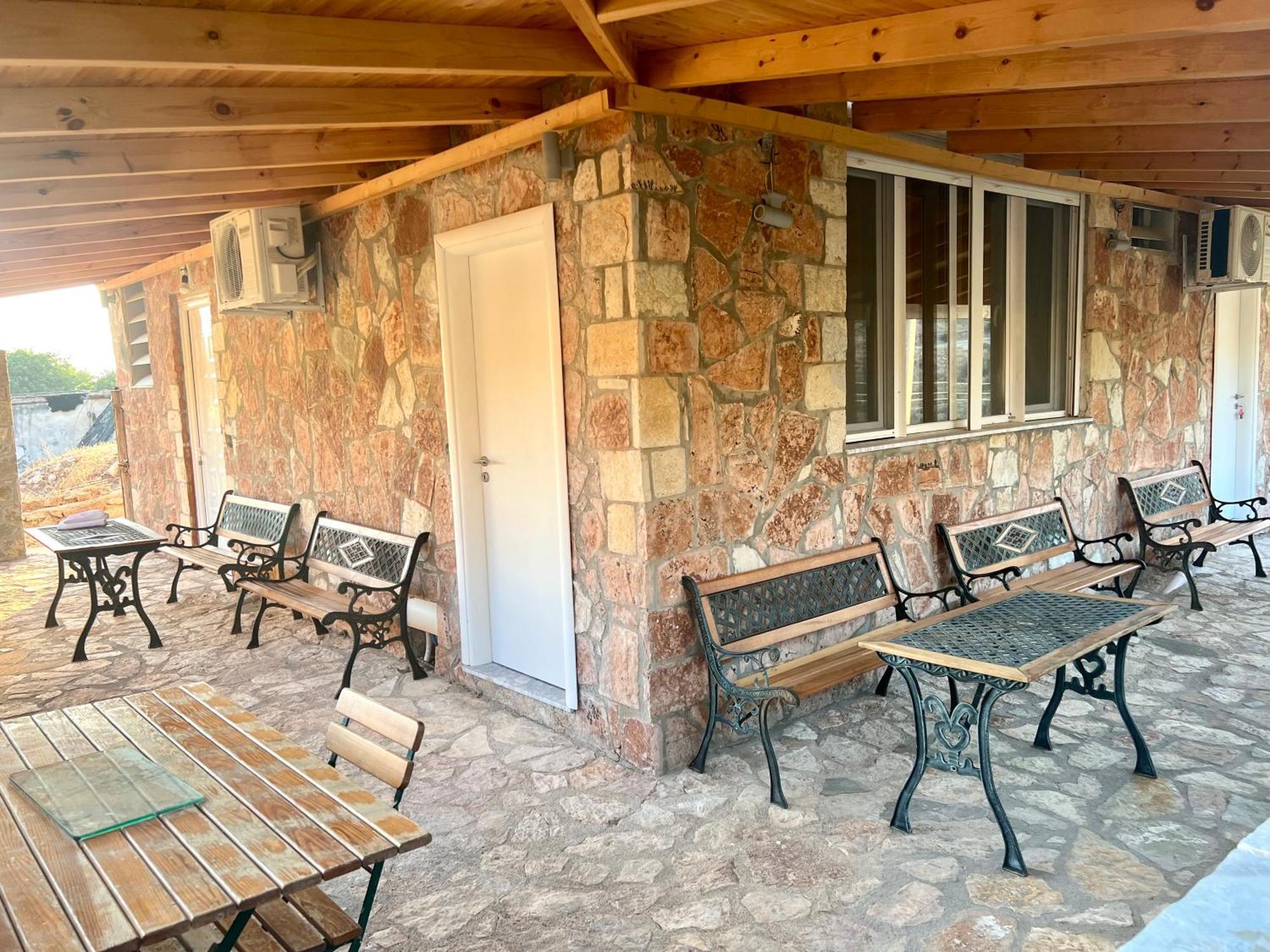 Jardin Miraculeux Hotel Himare Buitenkant foto